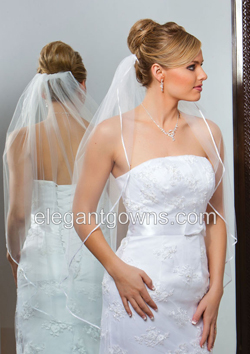 Clearance White Fingertip Wedding Veil 2011-17_C