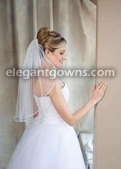 1 Tier Elbow Length Veil White/Gold Rattail Edge 7-251-RT-WG